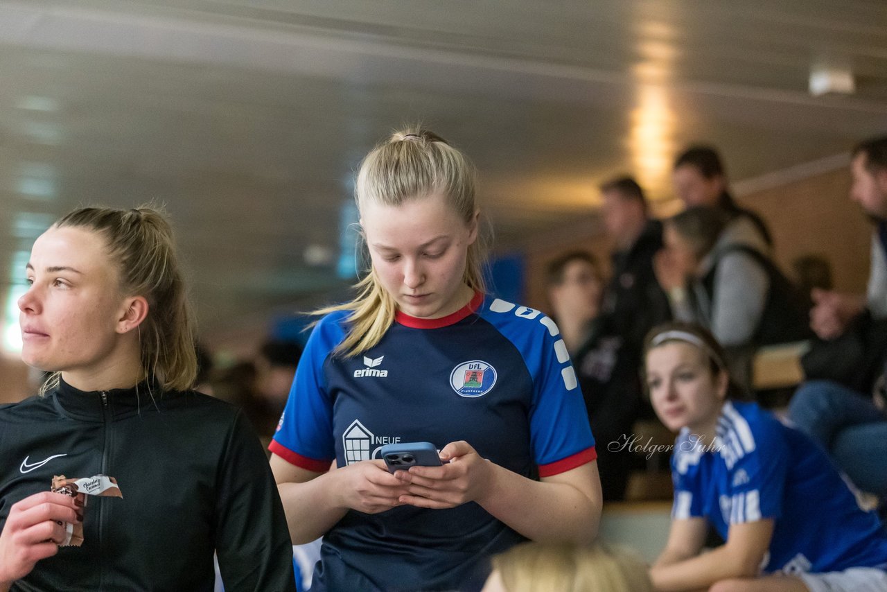 Bild 71 - VR Bank Cup Horst